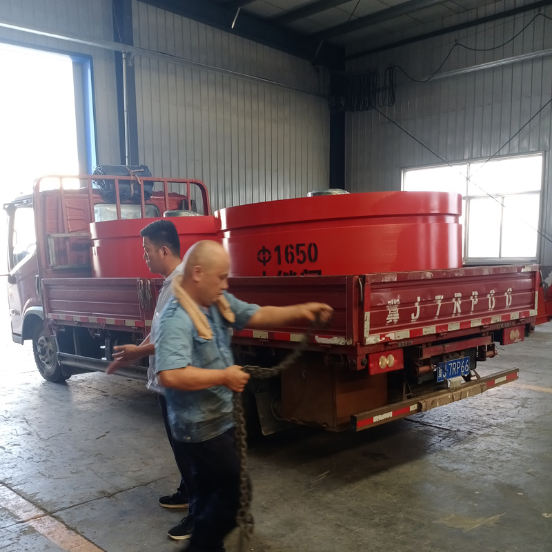 頂管中繼間(φ1650中繼間)